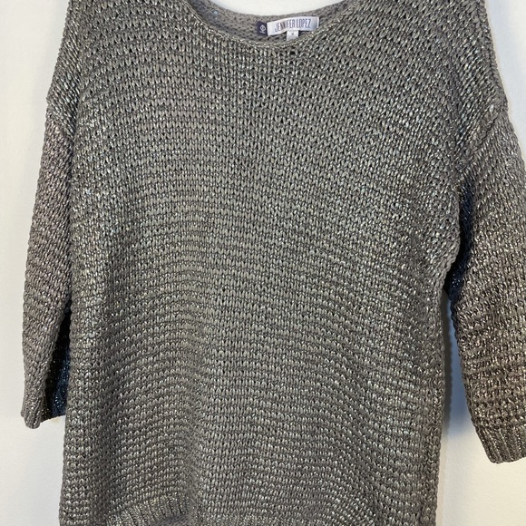 Metallic knit sweater with quarter length sleeve 100% cotton size medium - Picture 4 of 14